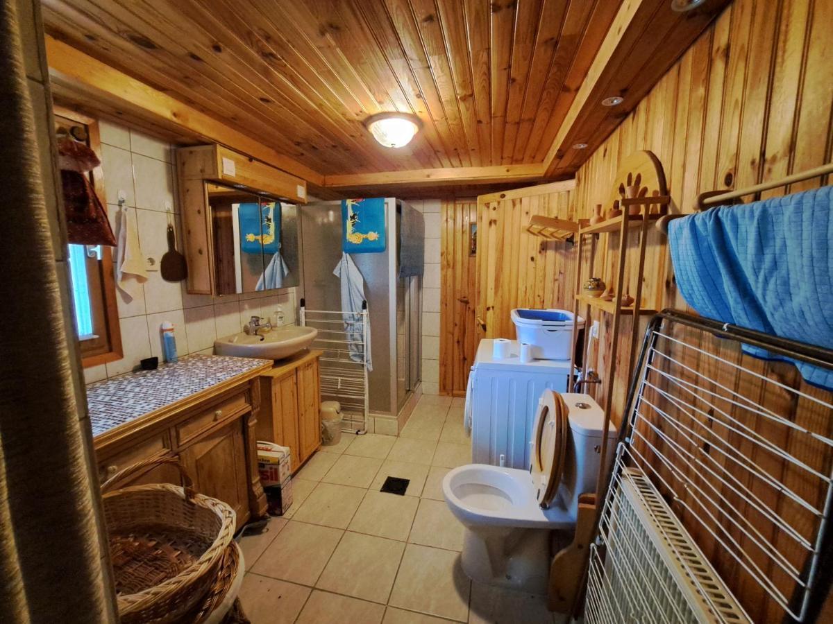 Cosy House In Picturesque Jura Villa ดูซิเยร์ ภายนอก รูปภาพ