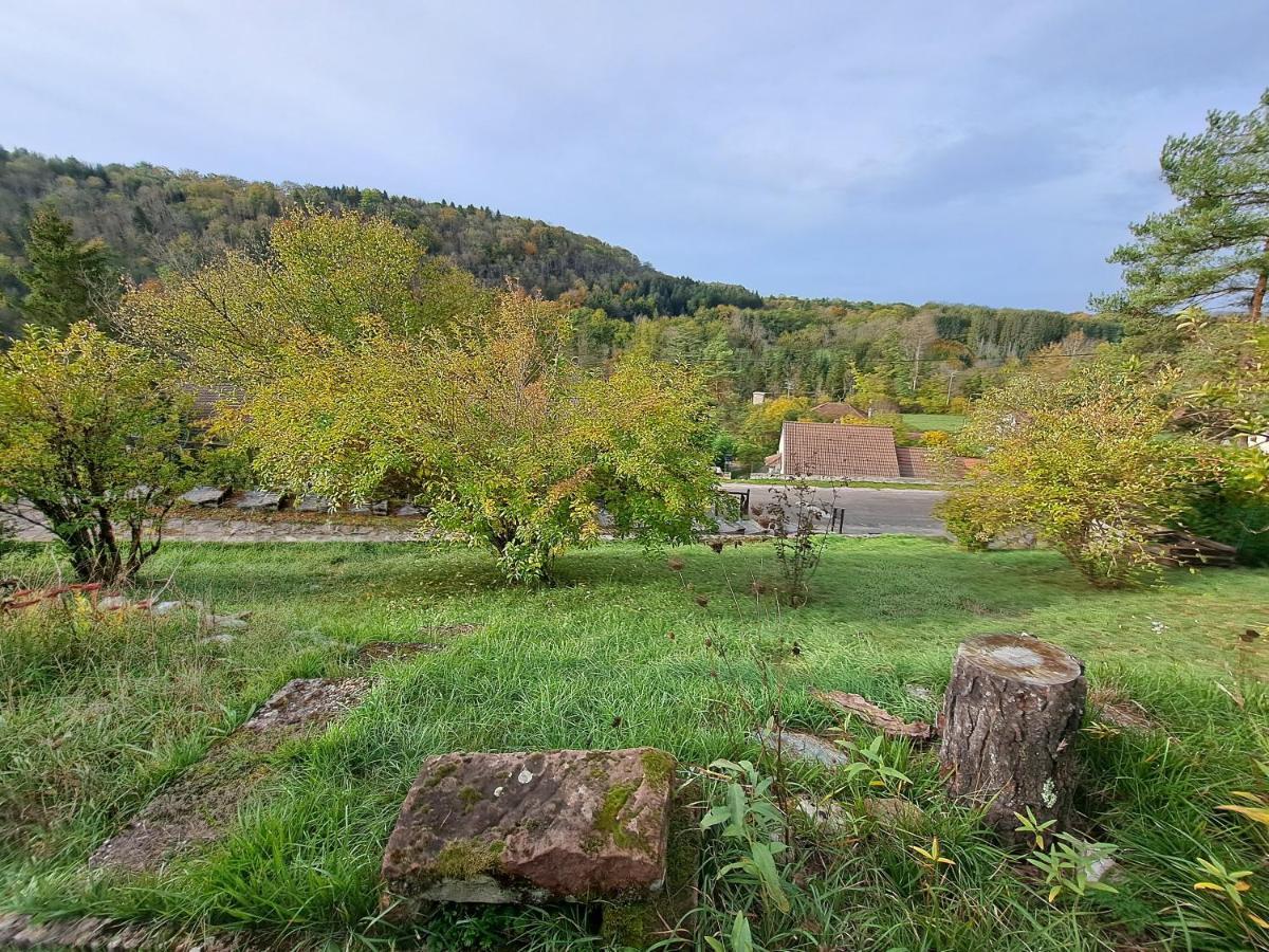 Cosy House In Picturesque Jura Villa ดูซิเยร์ ภายนอก รูปภาพ
